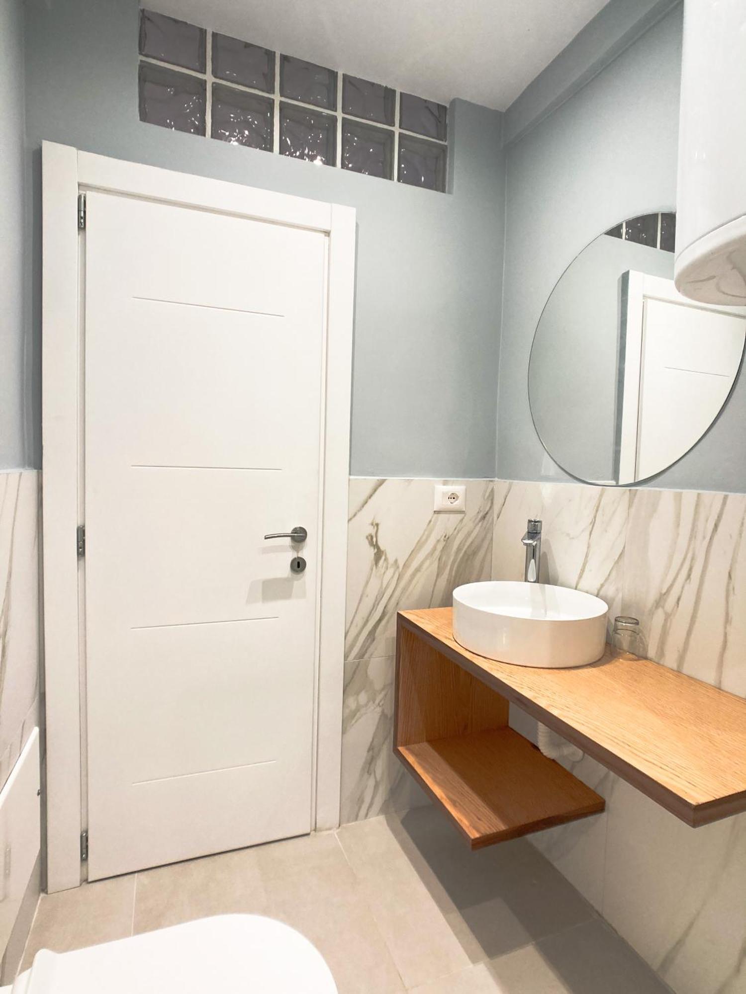 Luna Blanca - 1 Minute From The Beach Golem (Tirana)