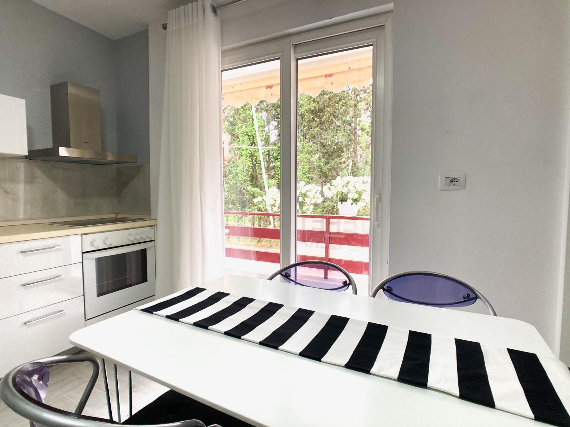 Apartament Luna Blanca - 1 Minute From The Beach Golem (Tirana)